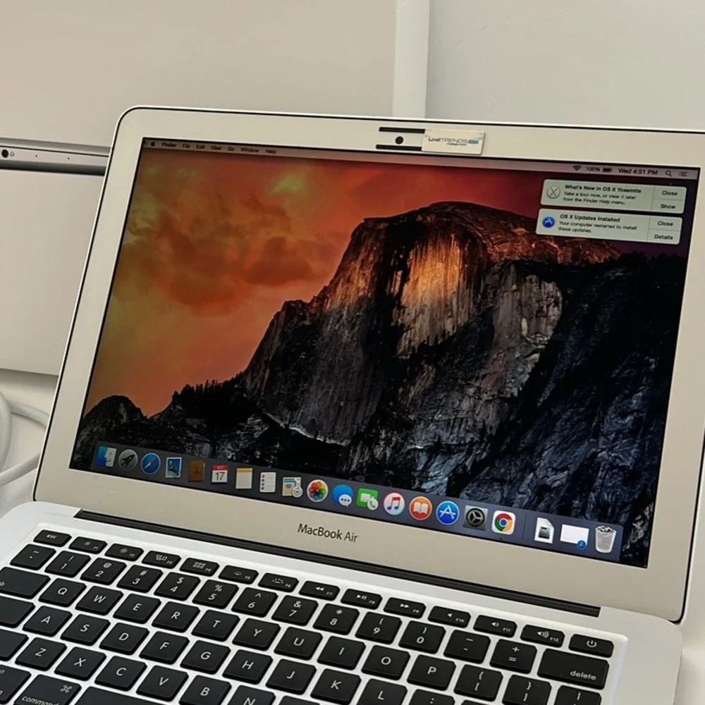 Apple MacBook Air notebook A1466